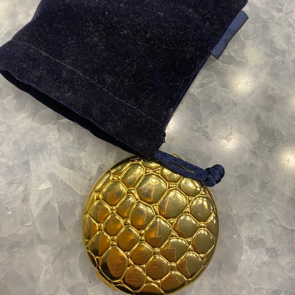 Estee Lauder Other - Estée Lauder Crocodile Compact w Trans Powder